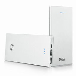 e途f100移动电源评测 大容量聚合物电芯，双USB接口满足车载与日常充电需求